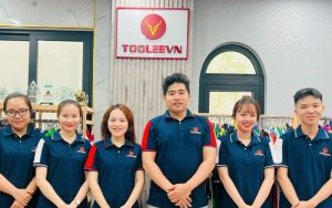 Xưởng may áo khoác đồng phục TOOLEEVN UNIFORM